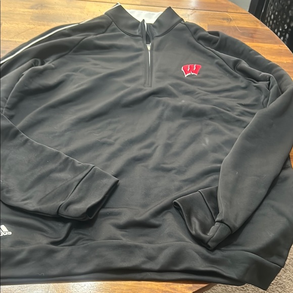 Wisconsin Adidas Black Quarter-Zip‎ Pullover with Red Logo - Picture 1 of 2